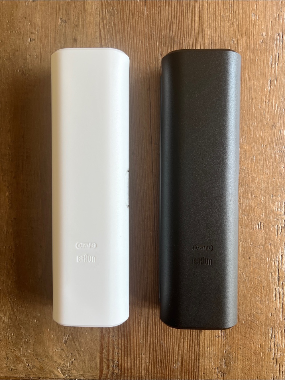 Oral‑B Braun Travel Toothbrush Holder — White and Black